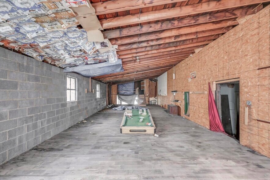 More Photos Of 317 S 10th Ave, Scranton Warehouse For Sale