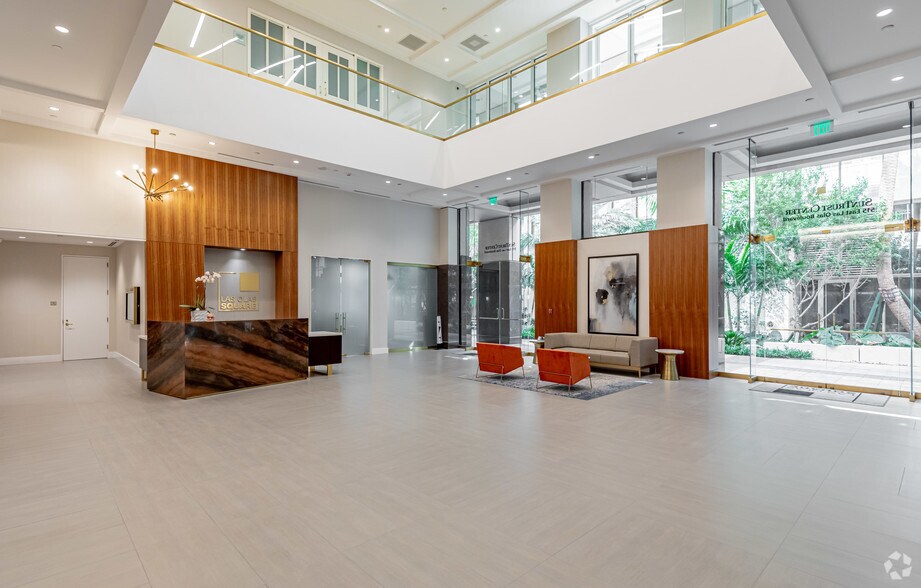 More Photos Of 515 E las olas Blvd, Fort Lauderdale Office For Lease