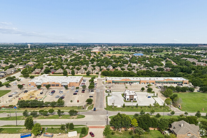 More Photos Of 2122 Rufe Snow Dr, Keller Storefront For Sale