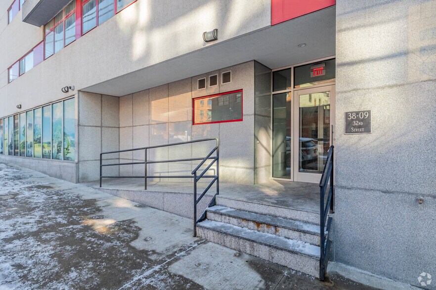 More Photos Of 32-04 38th Ave, Long Island City Apartments For Lease