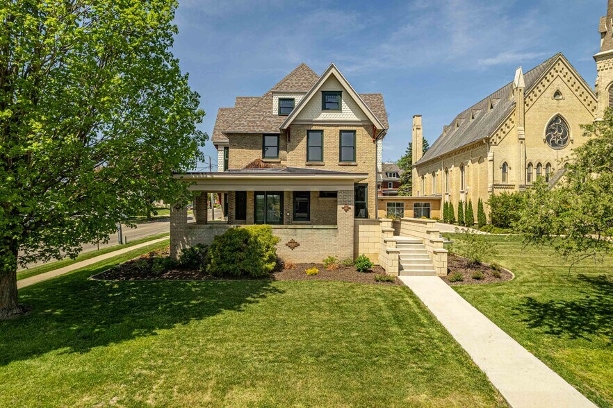 Primary Photo Of 1303 11th St, Monroe Storefront Retail Office For Lease