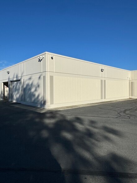 More Photos Of 1717 Solano Way, Concord Warehouse For Sale