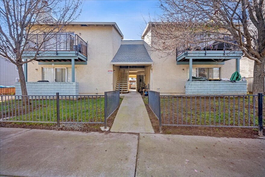 More Photos Of 1140 Melton Dr, Yuba City Multifamily For Sale