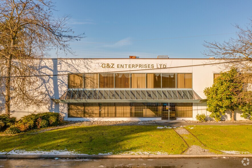 More Photos Of 2351 Vauxhall Pl, Richmond Warehouse For Lease