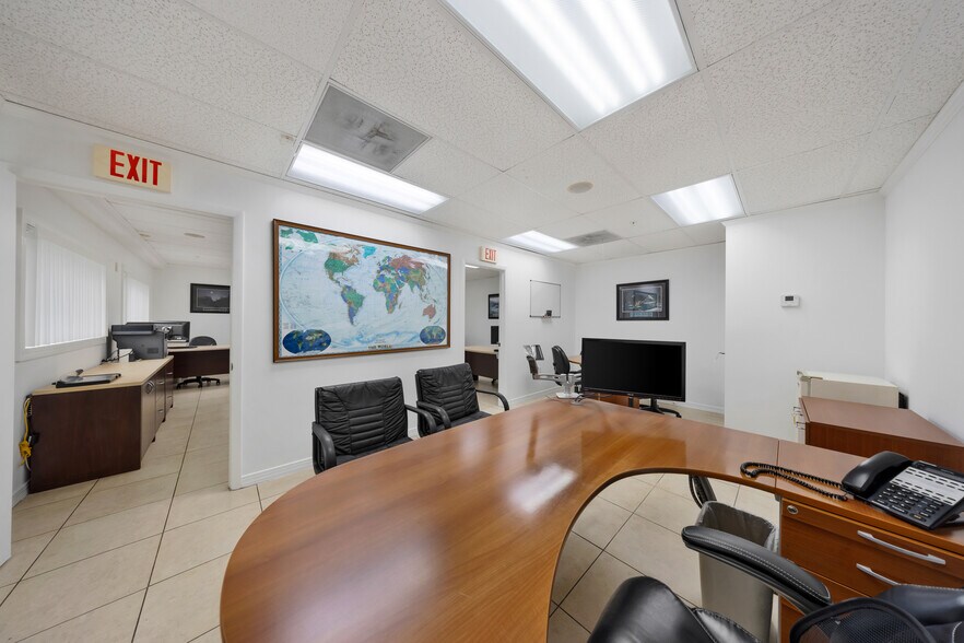 More Photos Of 10800 NW 21st St, Miami Warehouse For Sale