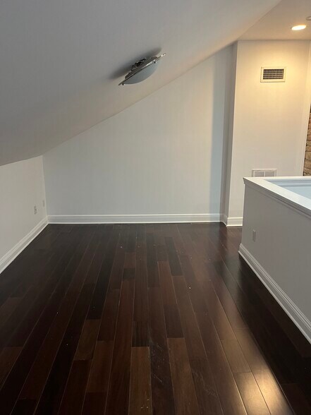 More Photos Of 1030 Burgundy St, New Orleans Apartments For Sale