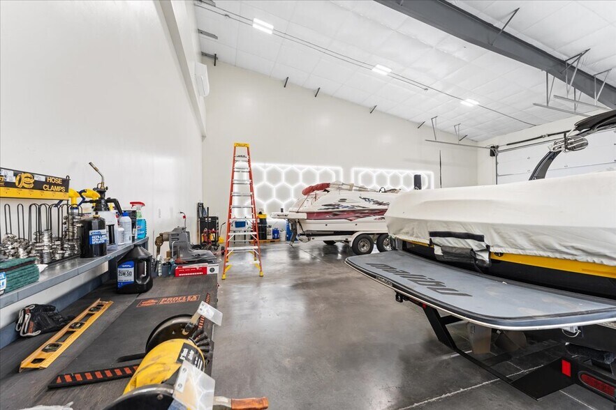More Photos Of 3388 London Bridge rd, Lake Havasu City Industrial For Sale