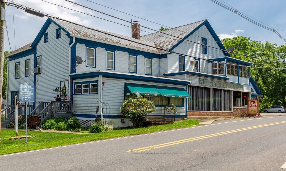 More Photos Of 371 Pittstown Rd, Pittstown Storefront Retail Residential For Sale