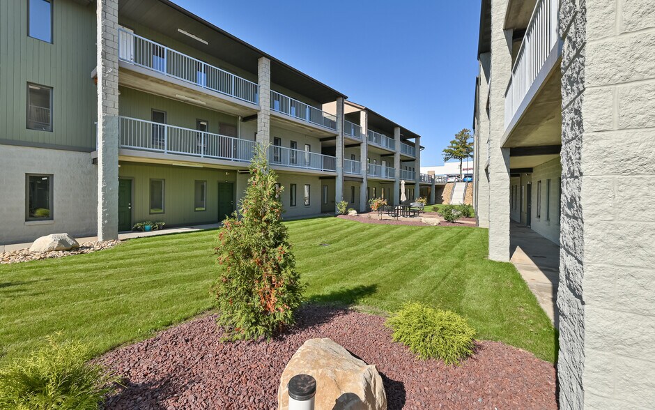 More Photos Of 103 N Meadows Dr, Wexford Medical For Lease