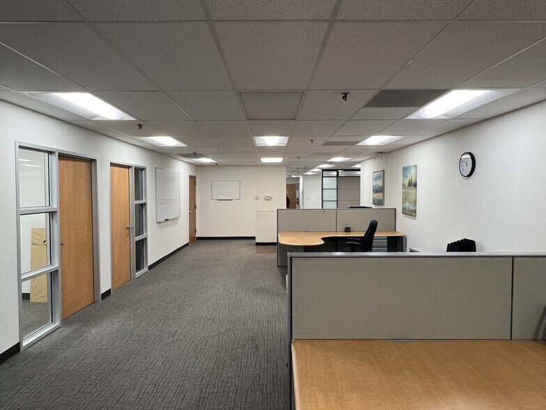 More Photos Of 12840 Bradley Ave, Sylmar Warehouse For Lease