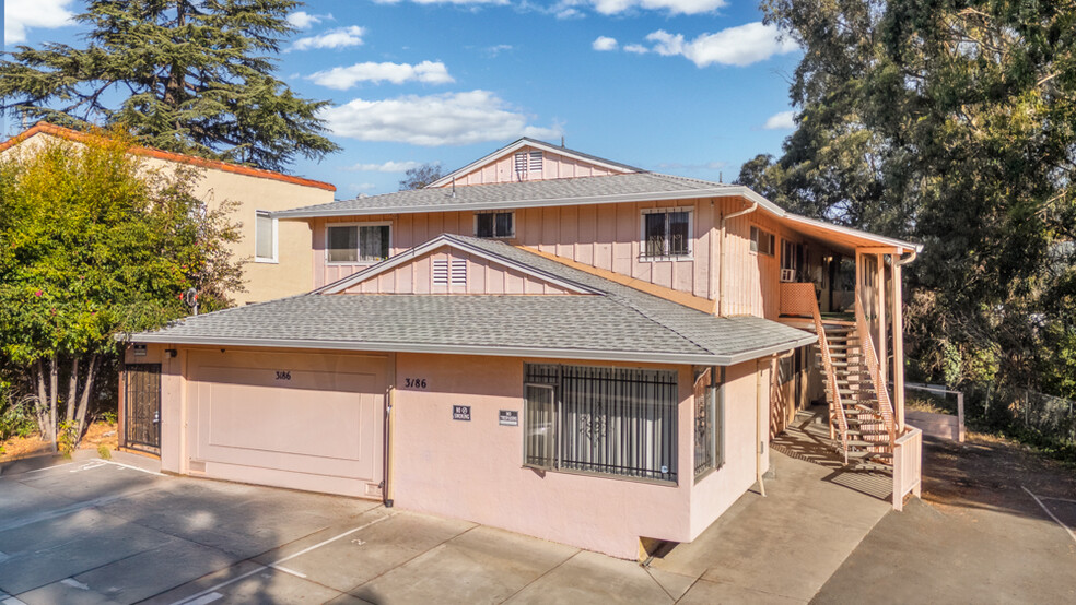 Primary Photo Of 3186 McKillop Rd, Oakland Apartments For Sale