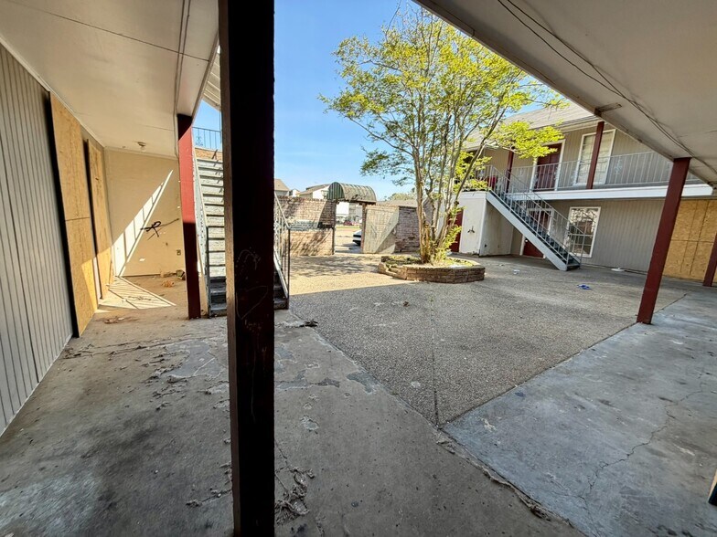 More Photos Of 4728 Ya Tittle Ave, Baton Rouge Apartments For Sale