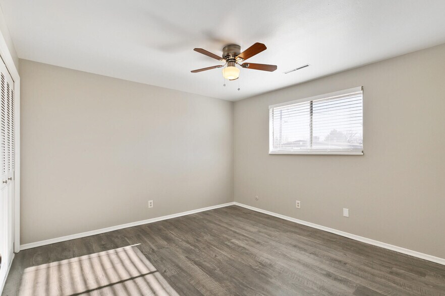More Photos Of 180 S 20th Ave, Brighton Apartments For Sale