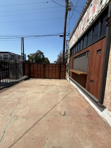 More Photos Of 2244 Logan Ave, San Diego Storefront For Lease