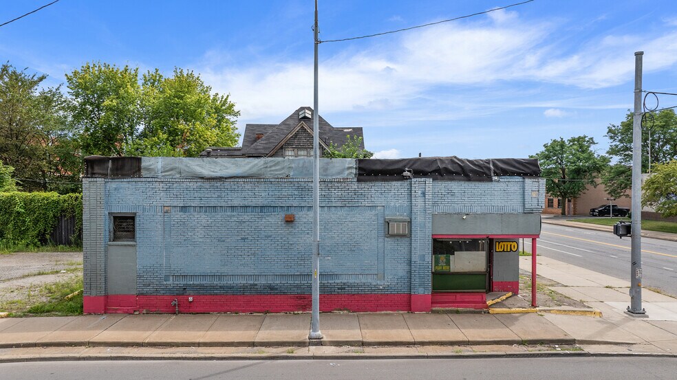 More Photos Of 2846 Trumbull St, Detroit Storefront For Sale