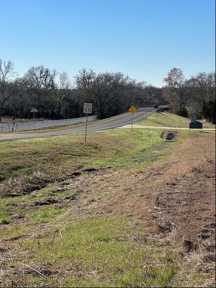 More Photos Of 460 Washington St, Round Top Land For Sale