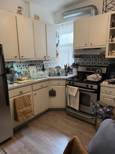 More Photos Of 3151 35th St, Astoria Apartments For Sale