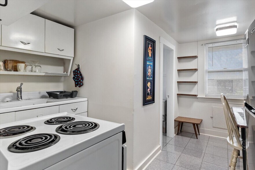 More Photos Of 2503 Sunset Pl, Nashville Apartments For Sale