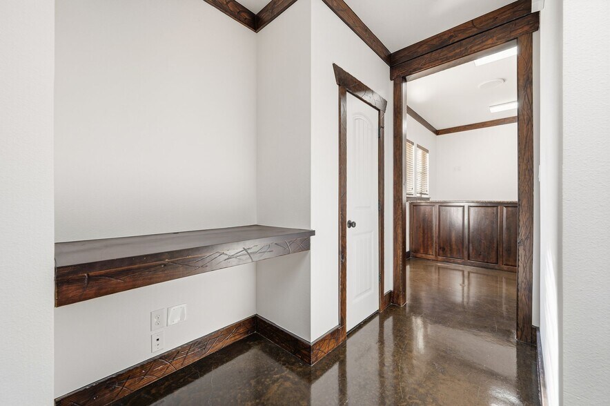 More Photos Of 131 Quest Ct, Keller Office For Lease