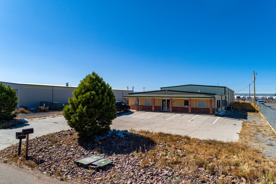 More Photos Of 43 N Silicon Dr, Pueblo Warehouse For Sale