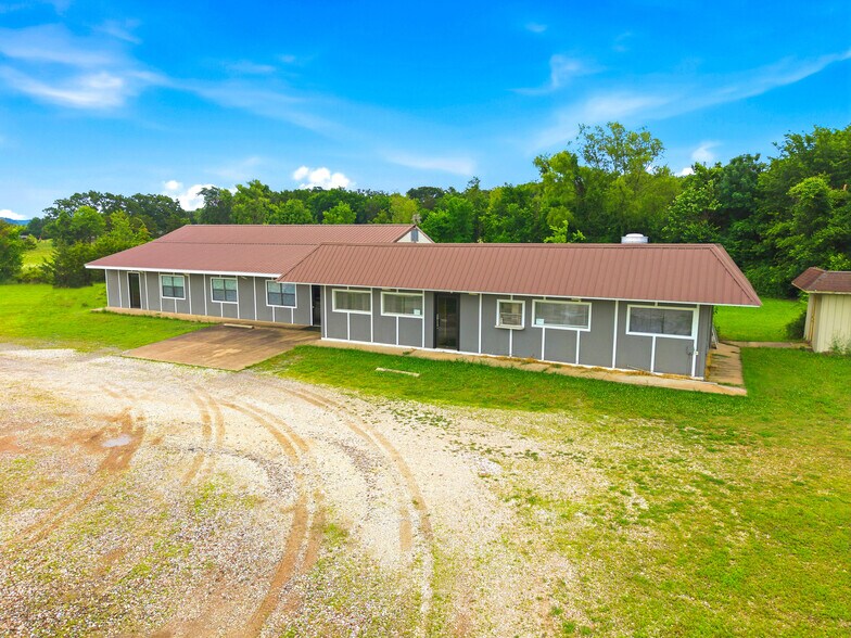 More Photos Of 20674 S Highway 59, Evansville Restaurant For Sale