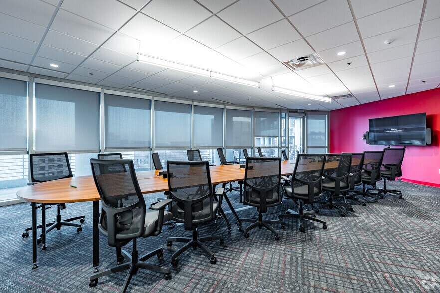 More Photos Of 121-189 S Orange Ave, Orlando Office Residential For Lease