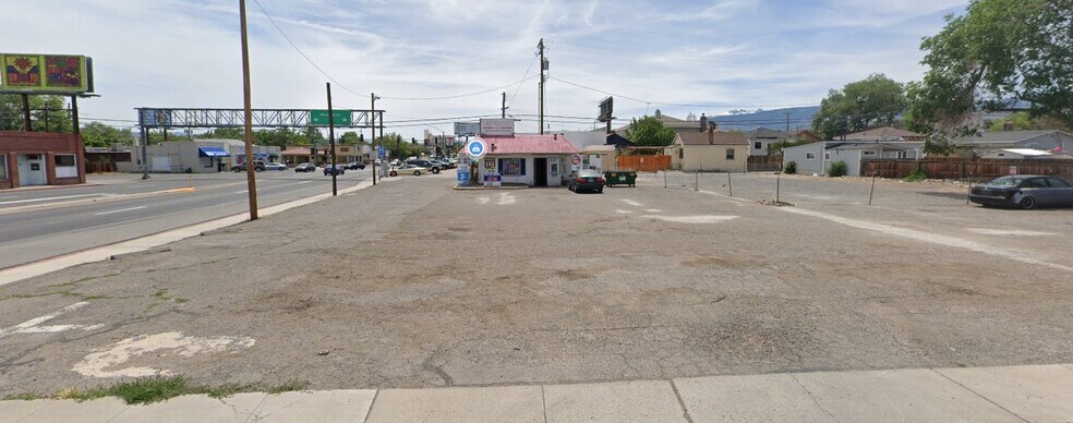 Primary Photo Of 640 Kuenzli St, Reno Convenience Store For Sale