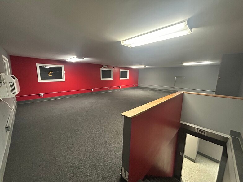 More Photos Of 9350 Shaver Rd, Portage Manufacturing For Sale