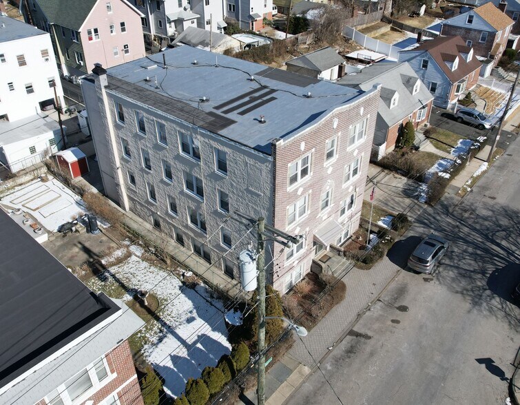 More Photos Of 53 Chase Ave, Yonkers Apartments For Sale