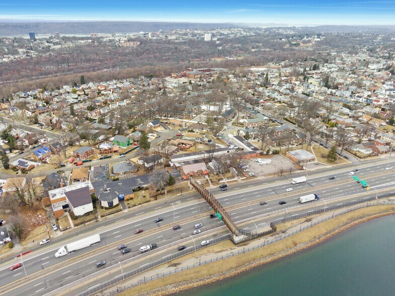 More Photos Of 311 Central Park Ave, Yonkers Specialty For Sale