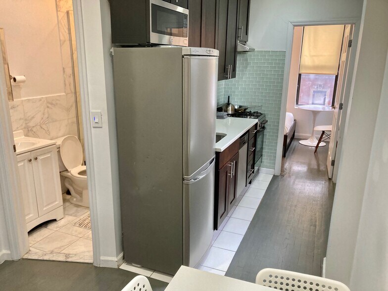 More Photos Of 197 Madison St, New York Apartments For Sale