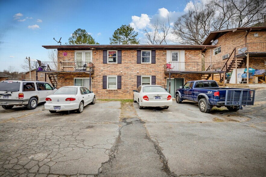 More Photos Of 908 Chadwick Dr, Kingsport Apartments For Sale