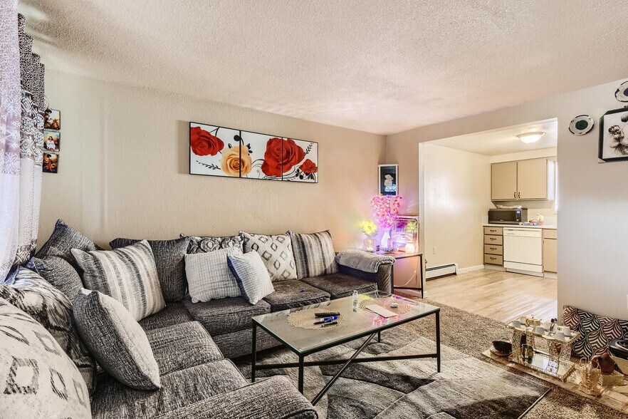 More Photos Of 2916-2924 Glen Dale Dr, Evans Apartments For Sale