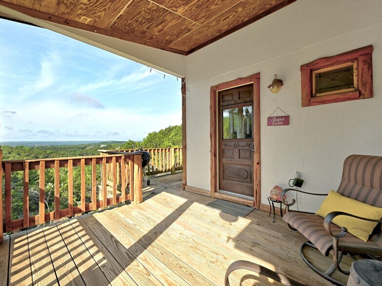 More Photos Of 610 Crystal Creek Dr, Austin Specialty For Sale