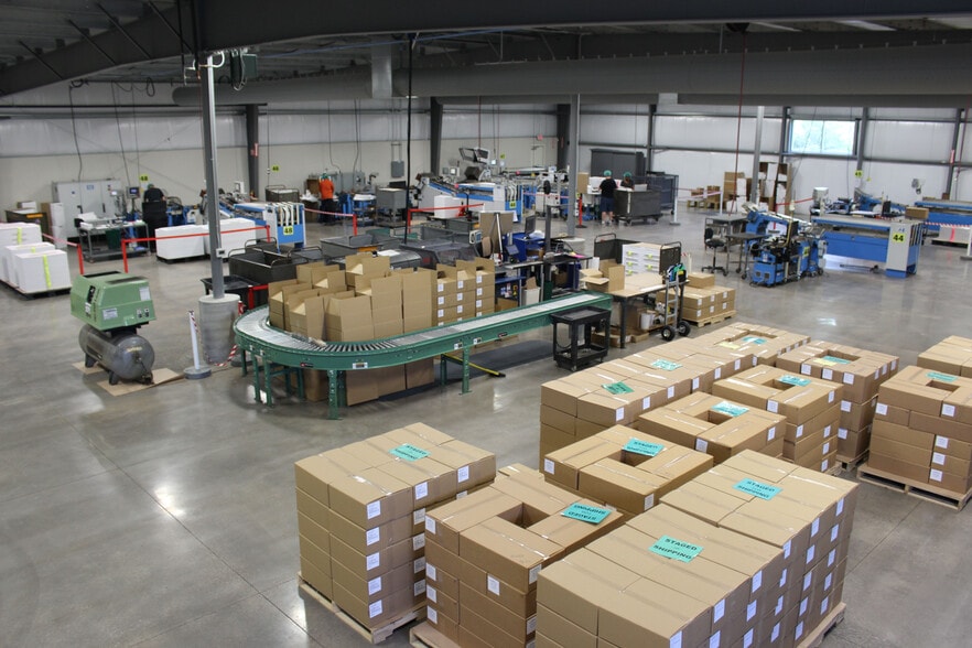 More Photos Of 5568 Davison Rd, Lockport Manufacturing For Lease