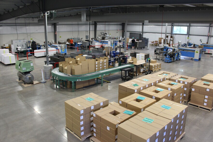 More Photos Of 5568 Davison Rd, Lockport Manufacturing For Sale