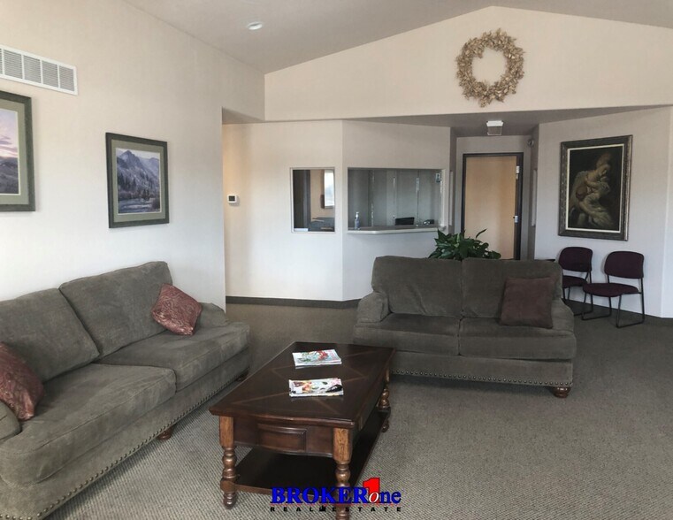 More Photos Of 2300 Gasser Rd, Riverton Medical For Sale