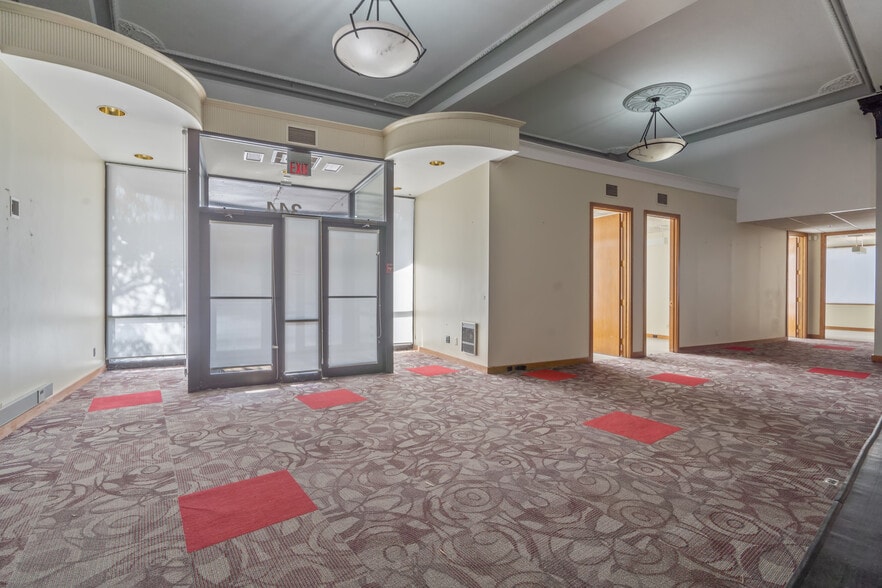 More Photos Of 344 W Genesee St, Syracuse Loft Creative Space For Lease