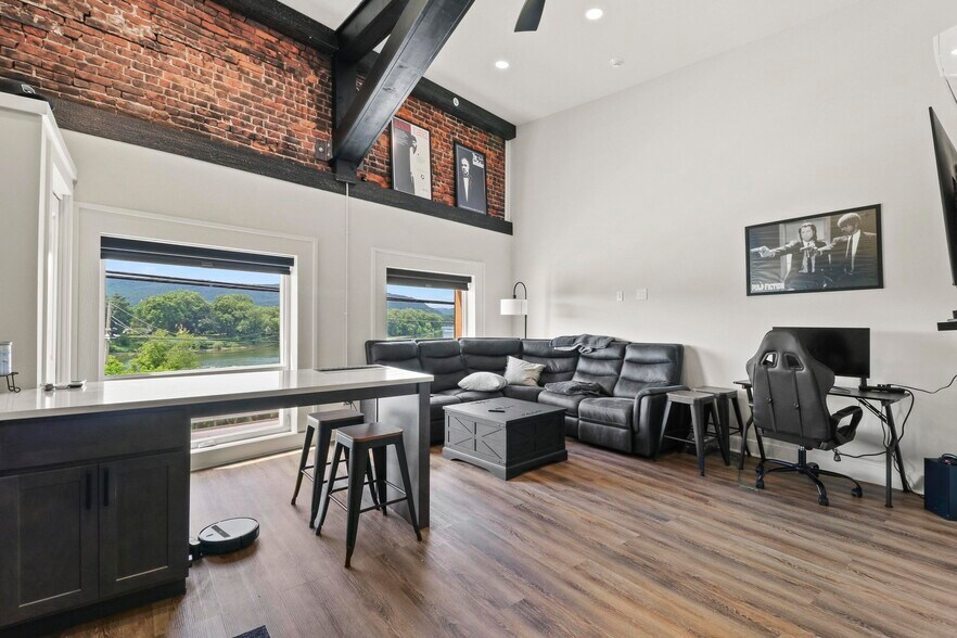 More Photos Of 151-157 N Main St, Pittston Apartments For Sale