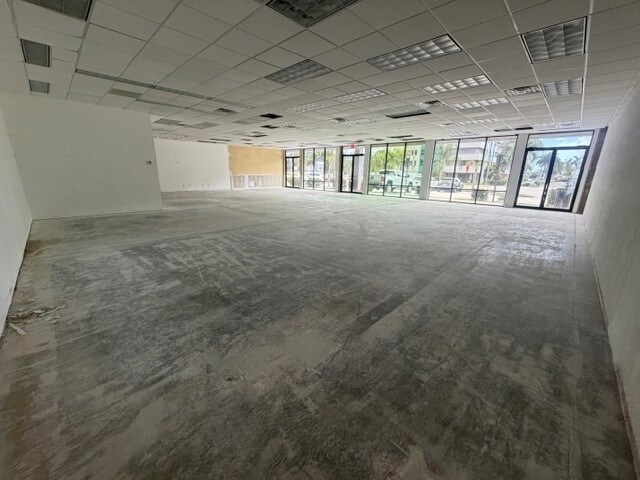 More Photos Of 447 Cape Coral Pky E, Cape Coral Storefront Retail Office For Lease