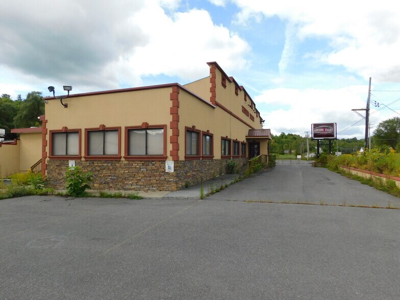 More Photos Of 2930 State Route 7, Howes Cave Restaurant For Sale