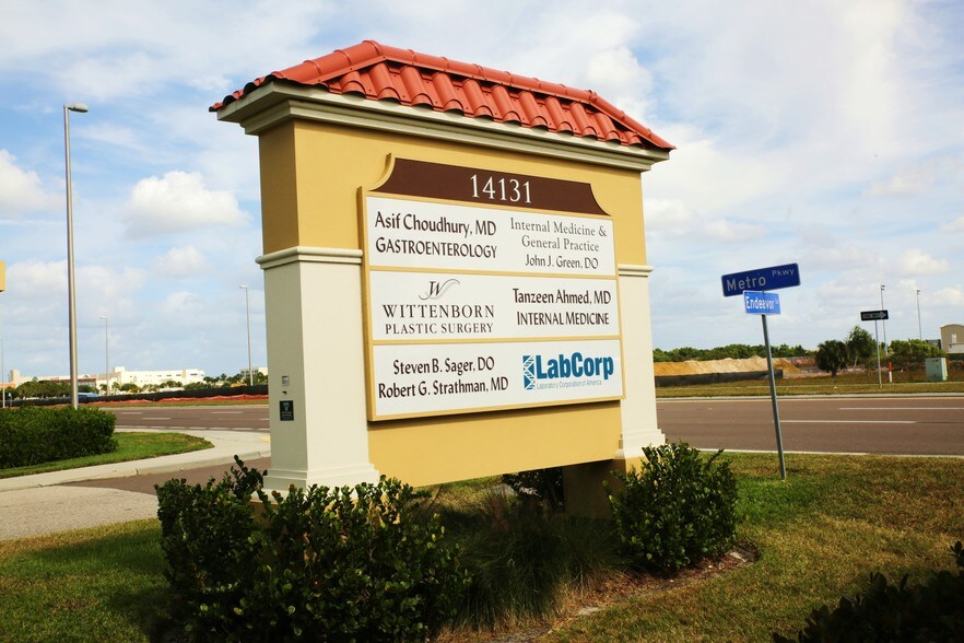 More Photos Of 14131 Metropolis Ave, Fort Myers Medical For Lease