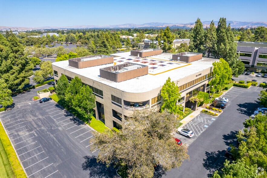 More Photos Of 5776 Stoneridge Mall Rd, Pleasanton Medical For Lease