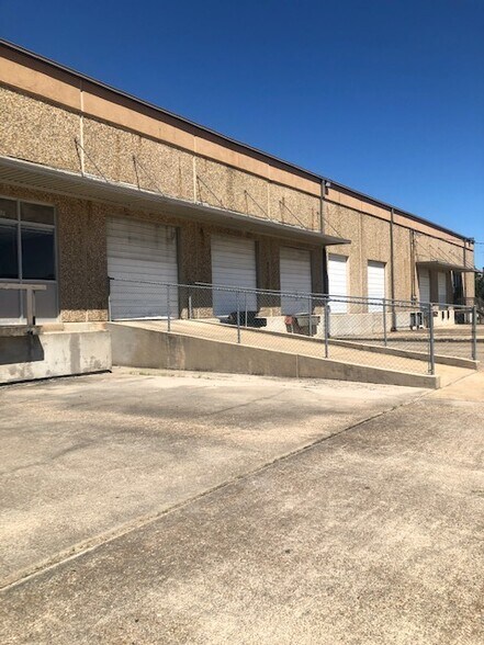 More Photos Of 9101-9431 Slack Rd, Shreveport Unknown For Lease