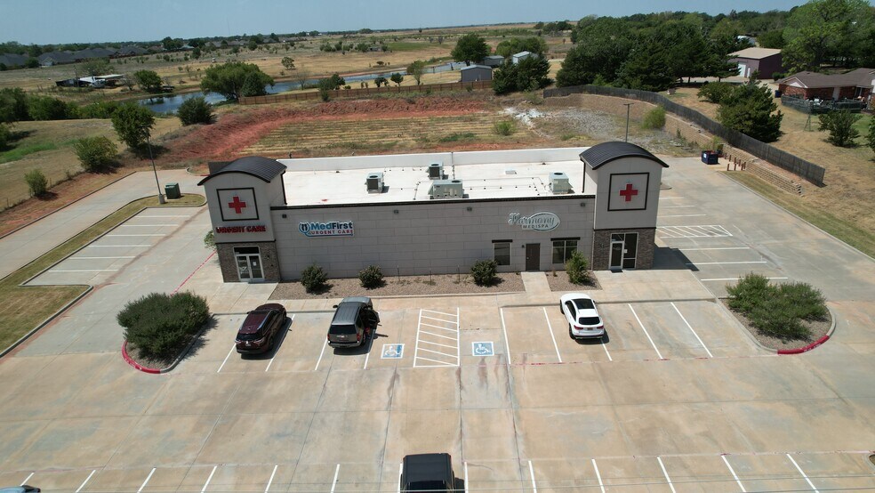 More Photos Of 1315 Chisholm Trail Pky, Duncan Medical For Sale