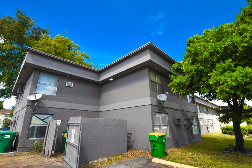 More Photos Of 6000 NW 7th St, Margate Apartments For Sale