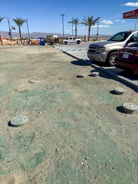 More Photos Of 40965 Jefferson St, Indio Restaurant For Lease