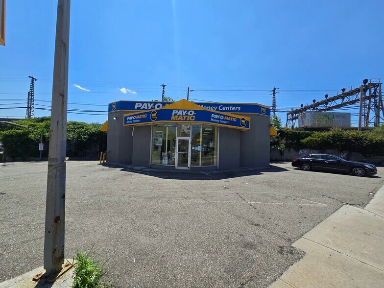 More Photos Of 68-20 Queens Blvd, Woodside Freestanding For Sale