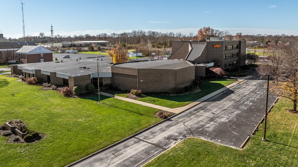 Primary Photo Of 720-722 N High School Rd, Indianapolis Office For Sale