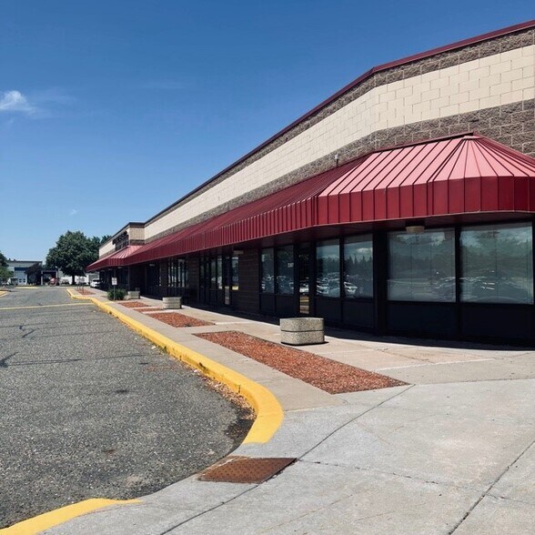 More Photos Of 3351-3397 Coon Rapids Blvd NW, Coon Rapids Storefront For Lease